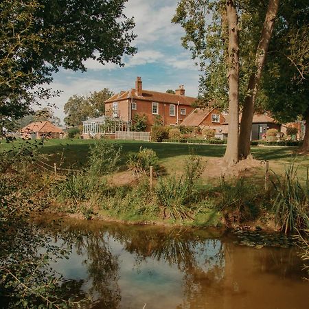 B&B Downham Hall Wickford Exterior foto